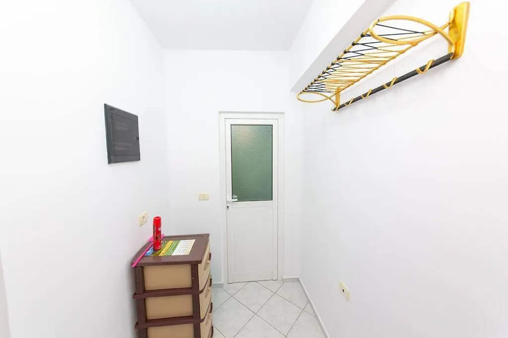 Апартаменты Garden Villa Sarande Apt-1