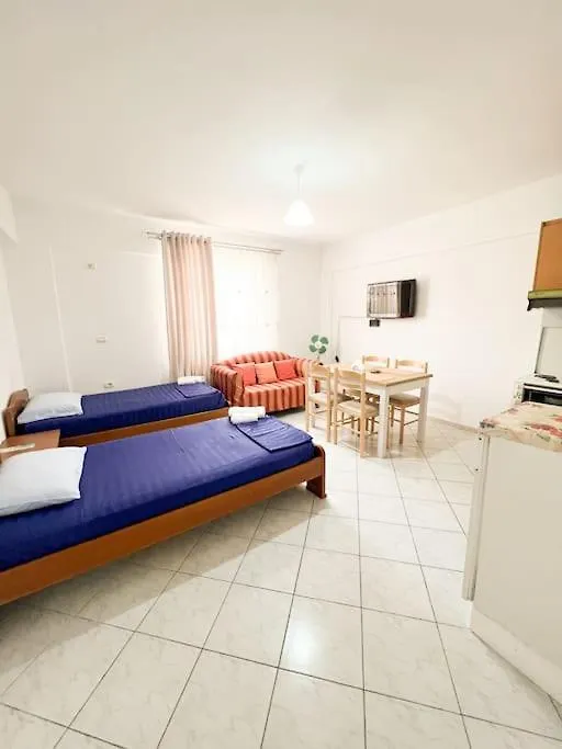Garden Villa Sarande Apt-1