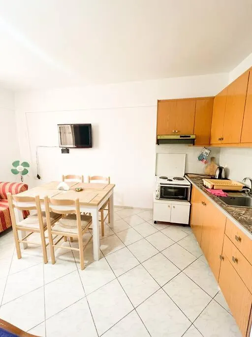 Garden Villa Sarande Apt-1 Апартаменты